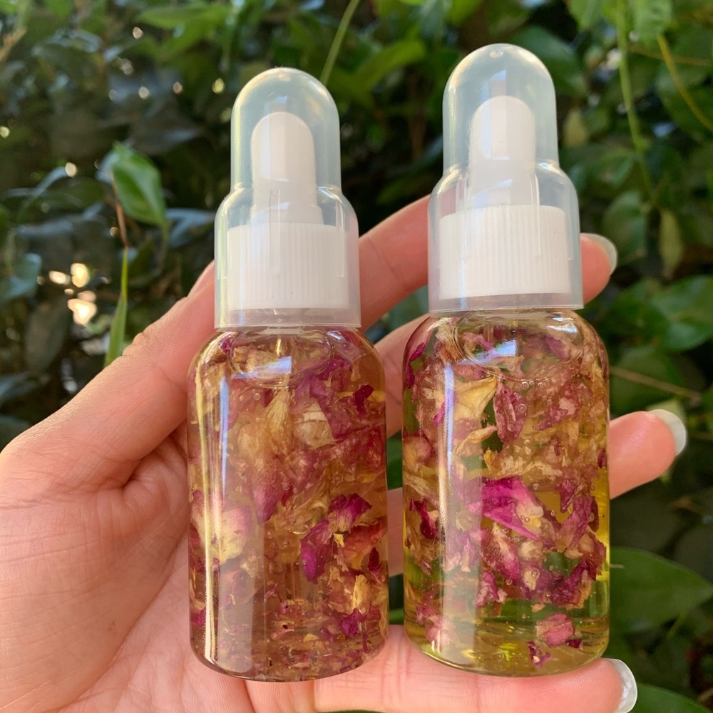 ✨Rose face serum✨